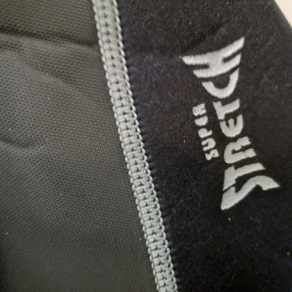 Ron Jon Surf Shop Youth's Wetsuit 16 Black Shorty Titanium 2.2 Stretch Swimming - Picture 2 of 16